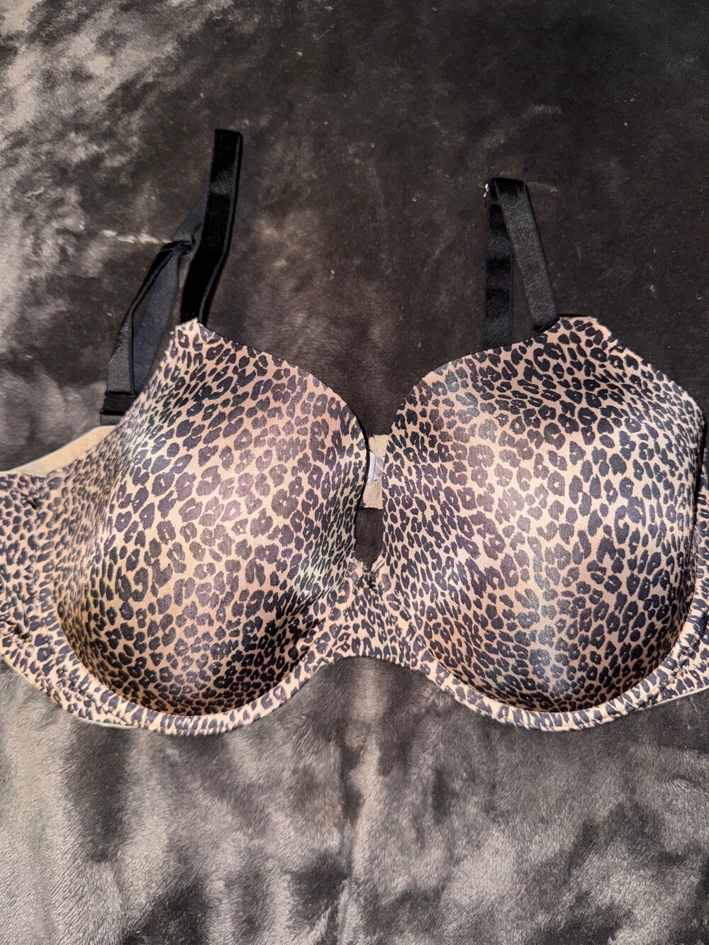 Victoria's Secret 40DD Leopard Print Bra Adjustable Strap Underwire